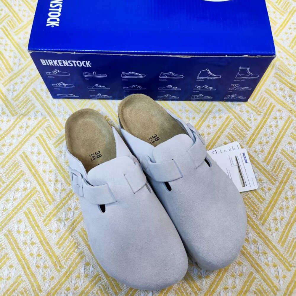 NEW Narrow Fit Birkenstock Boston Clogs (Soft Footbed) - white